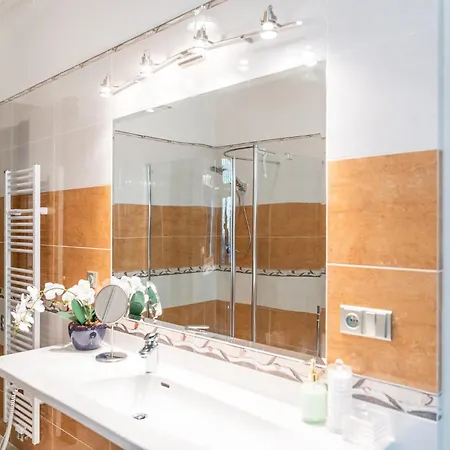 Kings Retreat Royal In Appartement *